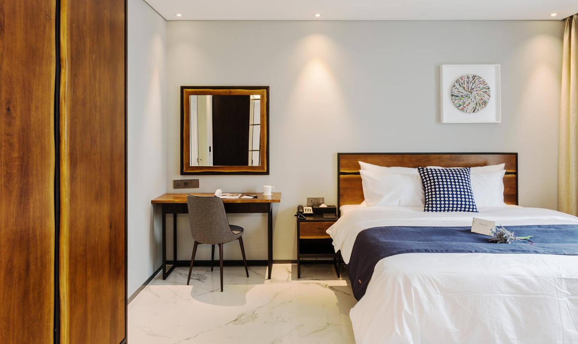Gloucester Hotel Čchongdžu Exteriér fotografie